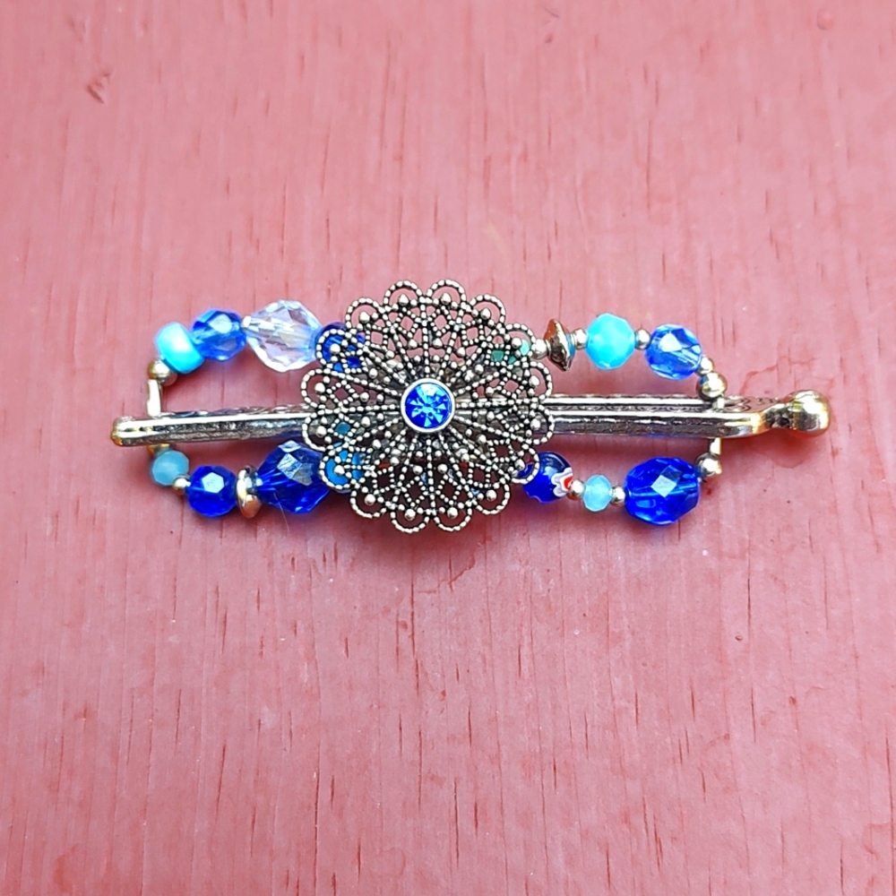 Lila Rose Blue Filigree Medallion  Flexi clip size Small